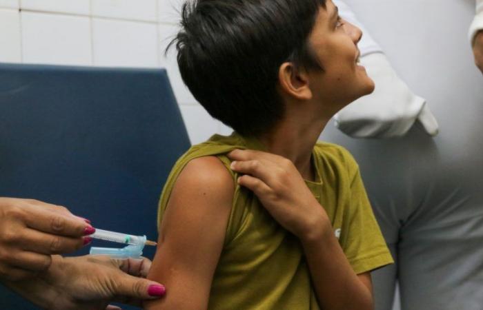 Only 32% of the target audience took the dengue vaccine in DF