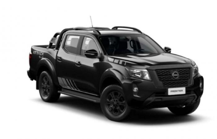 Nissan Frontier defends itself against Fiat Titano with promotional price