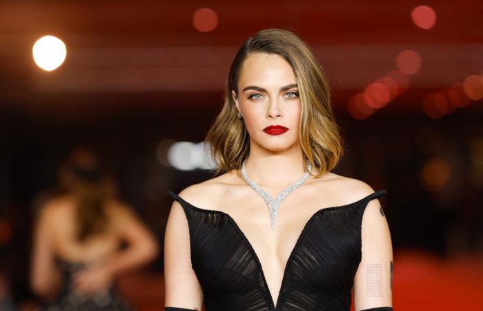 Tragedy! Actress and singer Cara Delevingne’s house was completely destroyed by fire