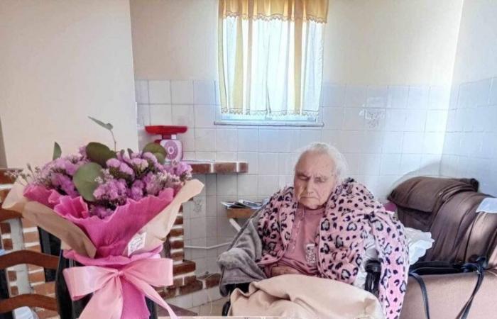 He is from Vila Verde and is 108 years old. Maria Oliveira is one of the oldest women in Portugal