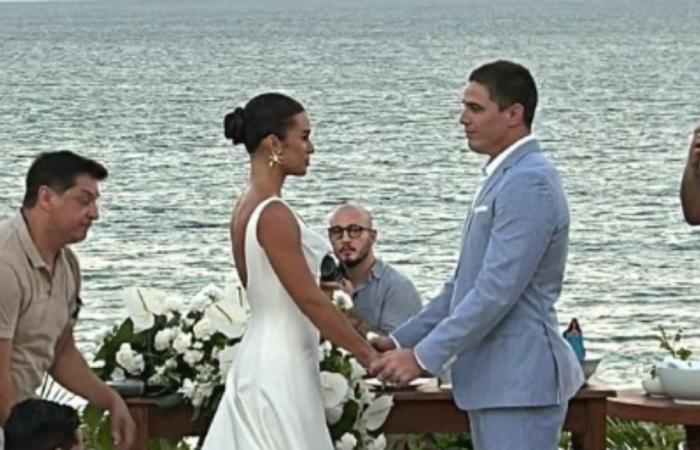 Romulo Arantes Neto and Mari Saad get married in Bahia; look