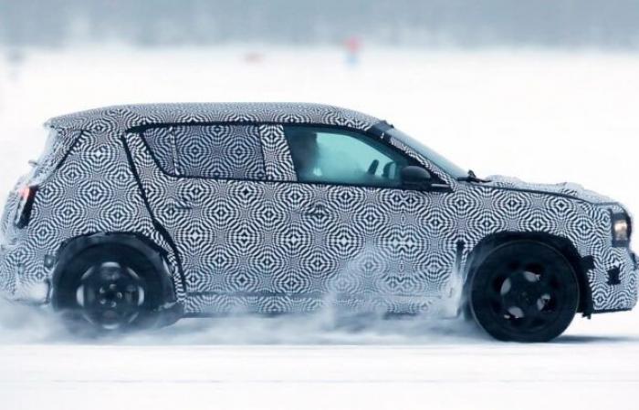 Renault 4 electric has been seen again in tests