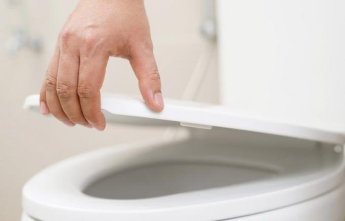 This simple bathroom habit could save your life, according to a doctor