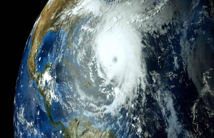 High temperatures in the North Atlantic raise fears of a new hyperactive hurricane season