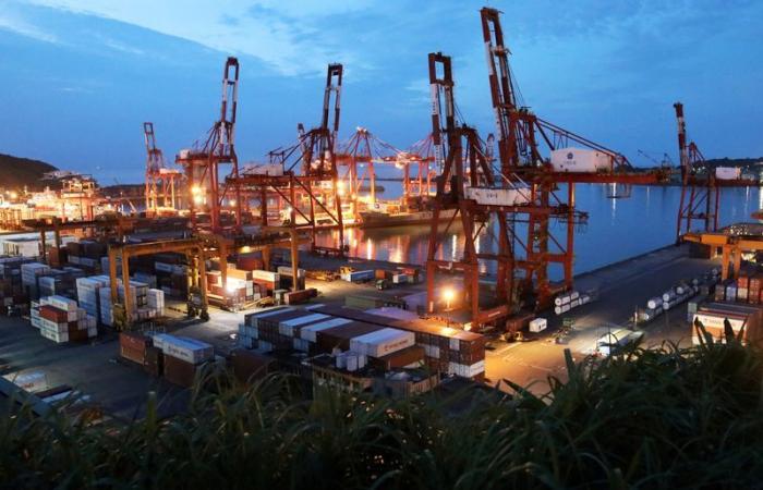 Taiwan Feb export orders miss expectations, China, US weigh