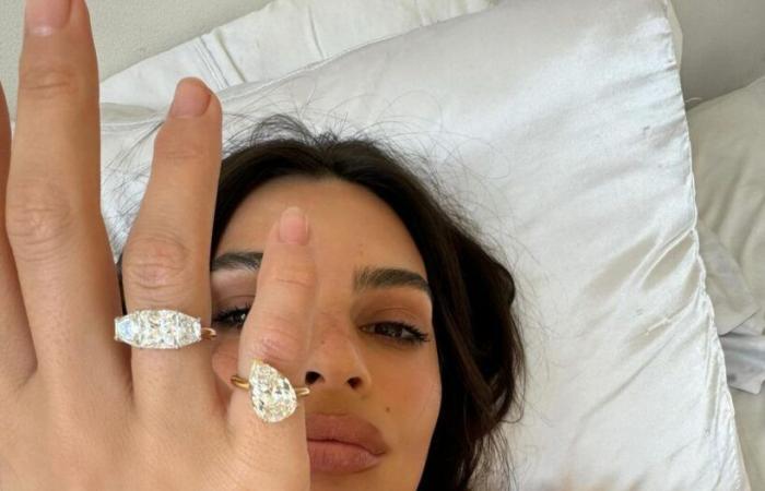 Married, separated and now wears “divorce ring”: Emily Ratajkowski transformed original ring