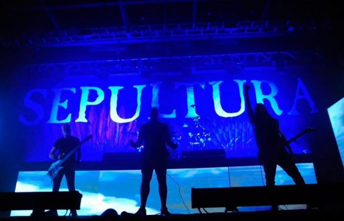 Sepultura says goodbye to Curitiba with a night of classics; view photos and videos