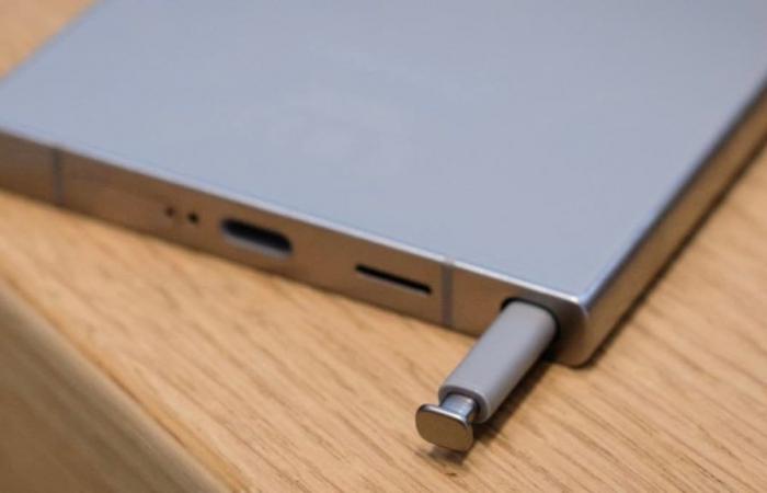 The Galaxy S24 Ultra’s S Pen smells like it’s burning, but Samsung says “don’t worry”