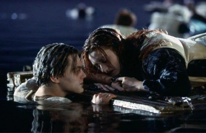 Door that Kate Winslet and Leonardo DiCaprio clung to in Titanic is sold for a millionaire price