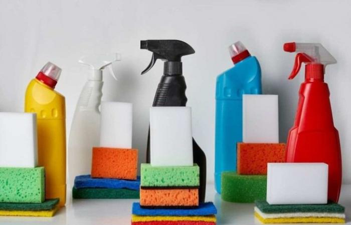 the harm to health caused by cleaning products