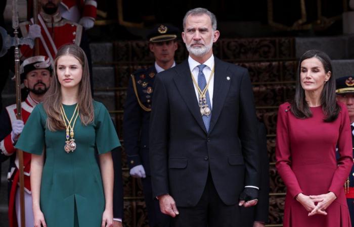 Princess Leonor ‘returns’ home and meets the kings of Spain