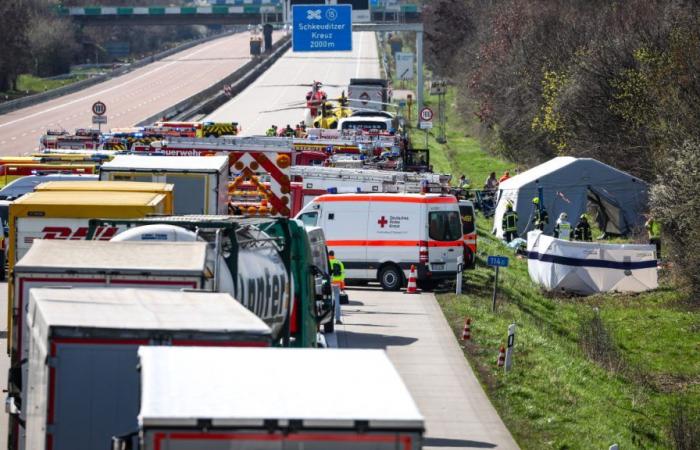Bus accident in Germany leaves at least five dead