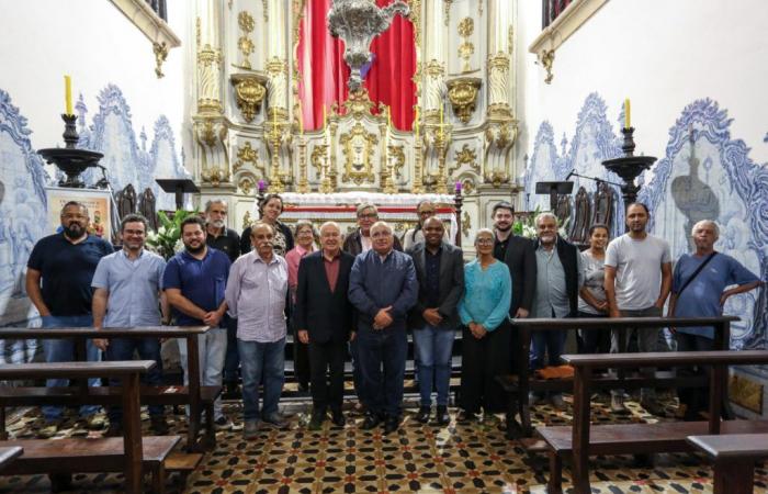 Mayor of Vila Nova da Barquinha signs partnerships with Ouro Preto City Hall