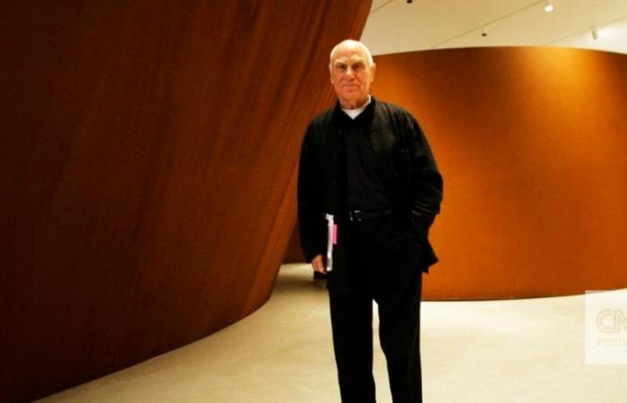 American sculptor Richard Serra has died