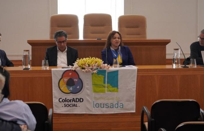 More than 400 students from 25 schools in Lousada were screened for color blindness
