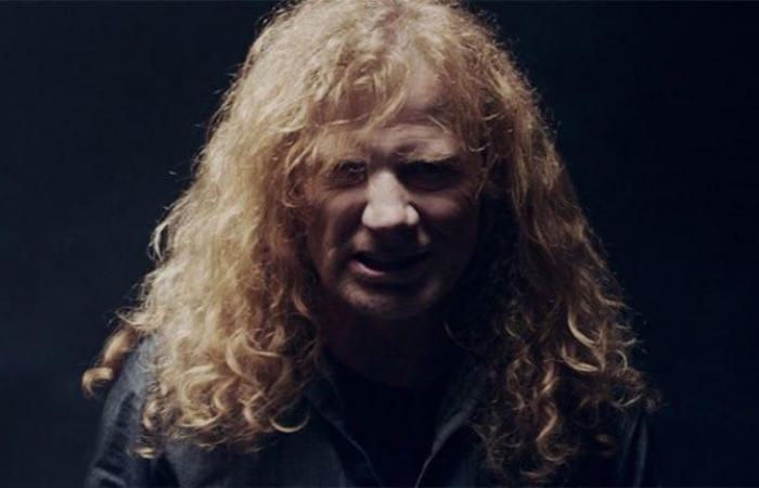 The Megadeth song that narrates the confession of jumping a fence