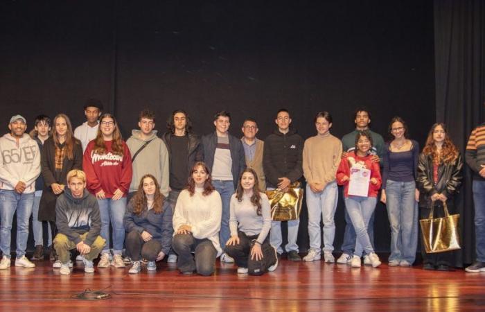 Scholarship award ceremony in Pinhal Novo invests in local education