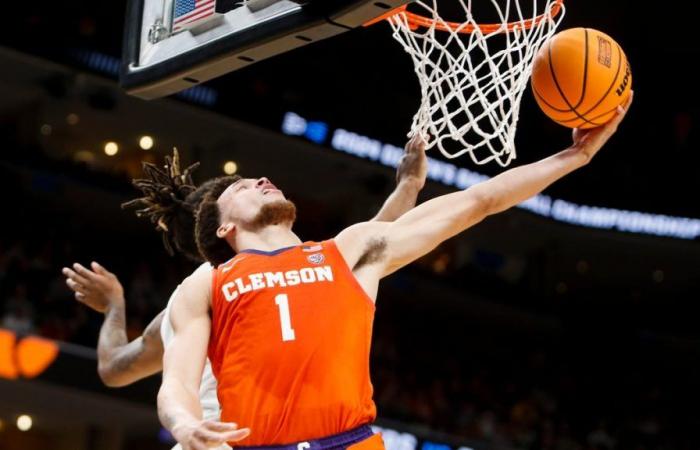 Clemson vs Arizona channel, time, streaming for Sweet 16 game today