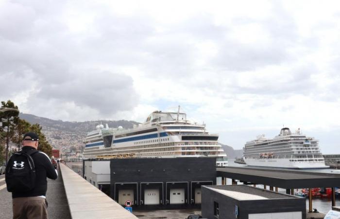 Transatlantic “Viking Star” in the Port of Funchal | Funchal News | Madeira News – Information for everyone for everyone!