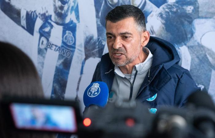 FC Porto remembers the Cartaya mayor’s conflicting past in its newsletter