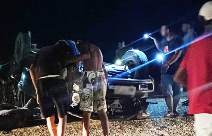 Woman in the back of a pickup truck is thrown from the vehicle during an accident in Bahia; victim died | Bahia