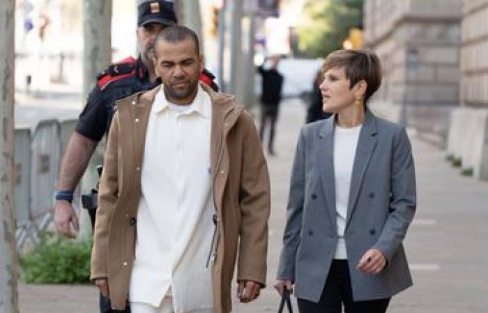 More legal problems for Dani Alves: accused in Brazil of appropriating music