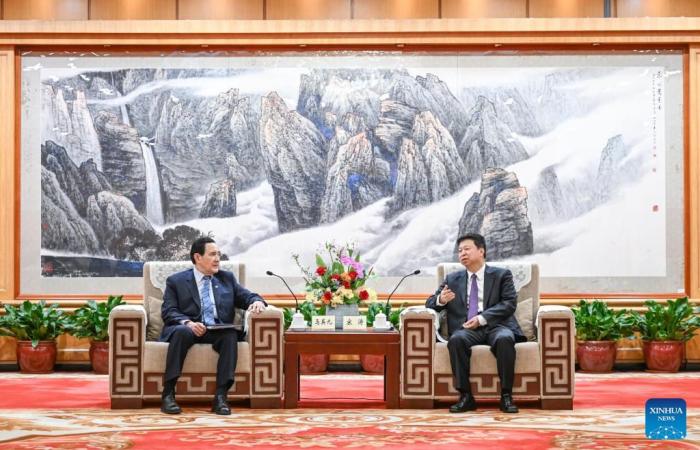 Mainland’s Taiwan affairs official meets Ma Ying-jeou-Xinhua