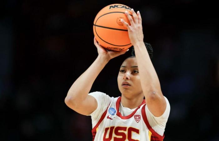 USC vs. UConn game time and live updates: Channel, predictions, odds, bracket of women’s March Madness Elite 8
