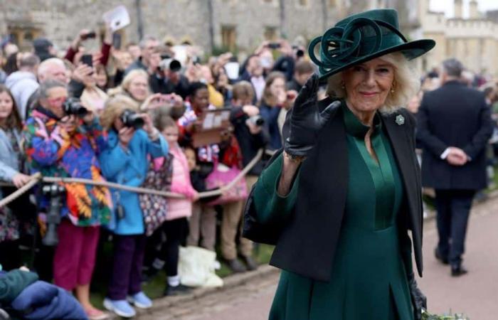 Queen Camilla appeared in green at Easter mass. This was the reason that led to the choice of this color