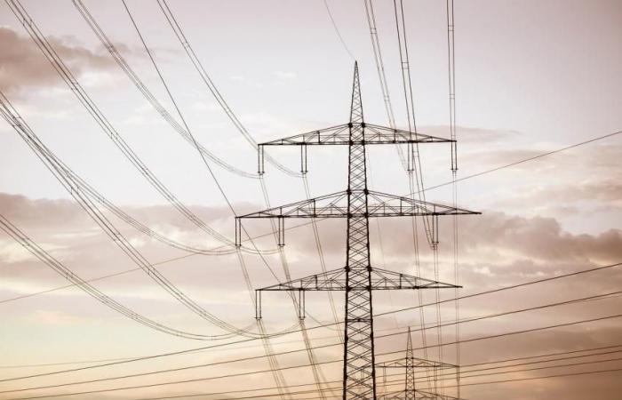 Alcanena approves motion to reject the Very High Voltage Line