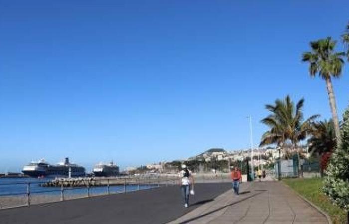 Two ships bring 6 thousand people to the Port of Funchal