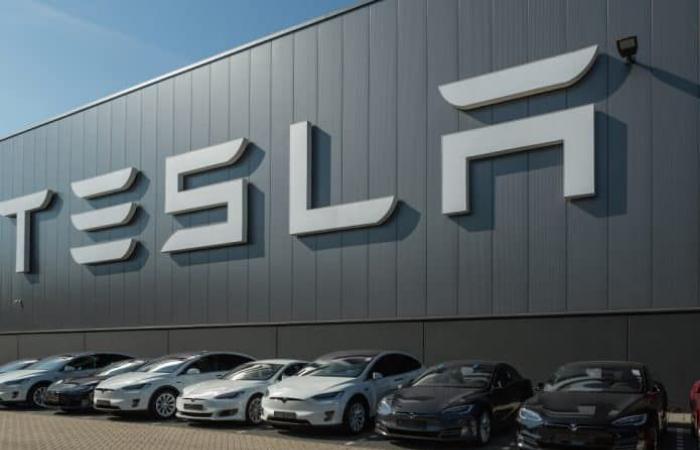 Tesla surpasses BYD and leads electric car sales