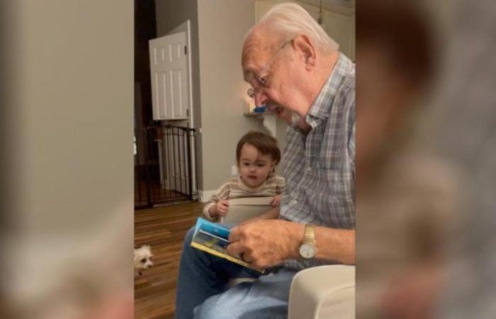 Elderly man reads ‘Baby Shark’ to his great-granddaughter. Video is charming