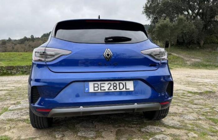 Renault will have two different platforms for the next generation Clio. Here comes the electric one!