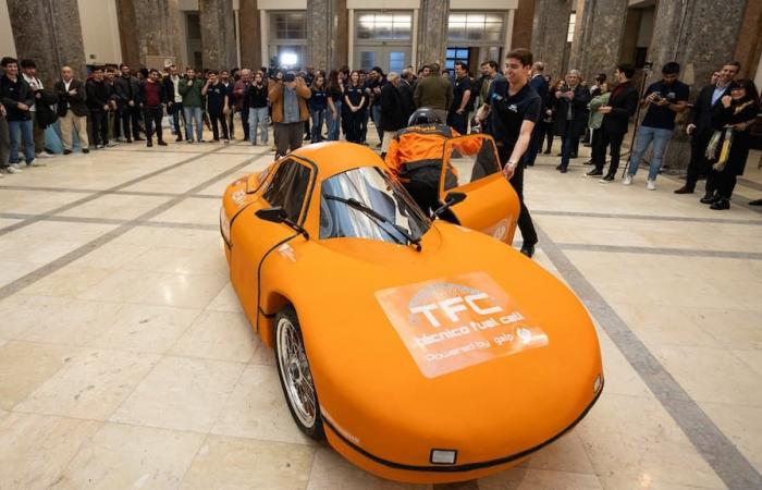 first hydrogen car developed by students