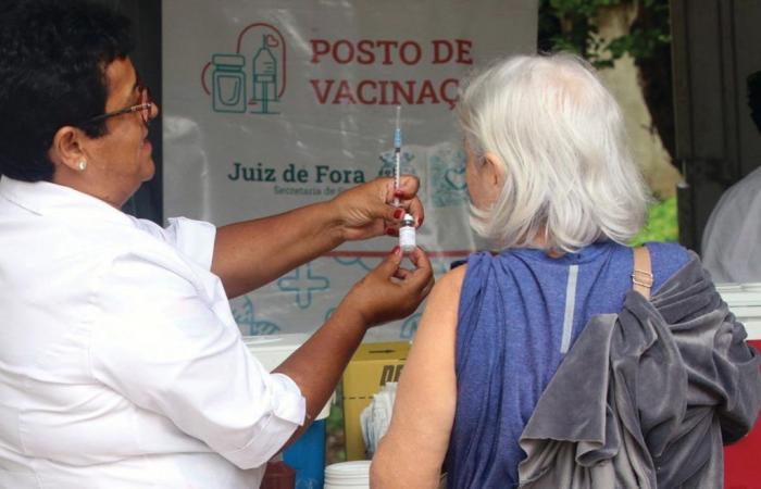 More than a thousand seek flu vaccinations per day in JF