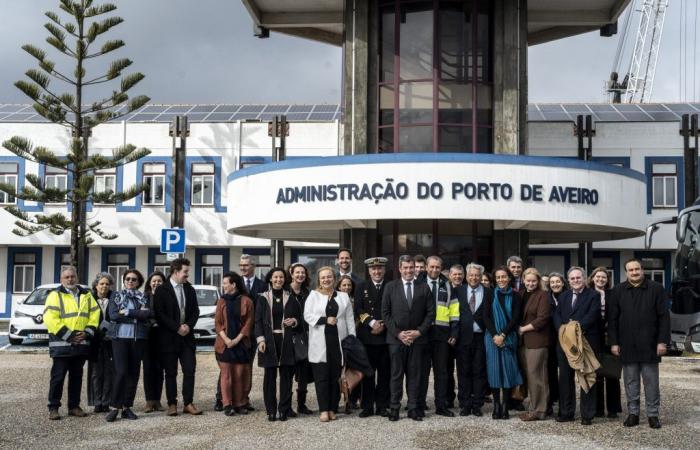 Port of Aveiro receives visit from ambassadors from European Union countries in Portugal