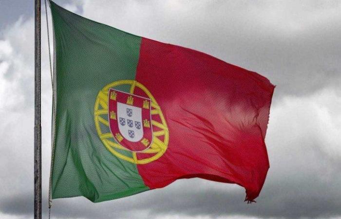Portugal will control immigration, warns new prime minister