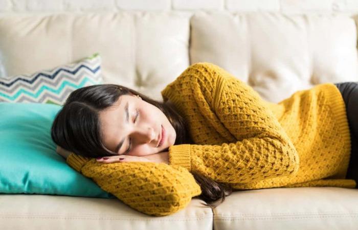 Long naps can be a warning for chronic illness