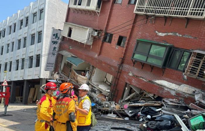 “Strongest earthquake in 25 years” in Taiwan has killed 4 people and injured 711