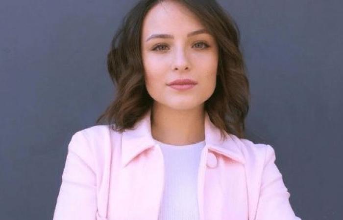 Larissa Manoela reads all her contracts after falling out with her parents