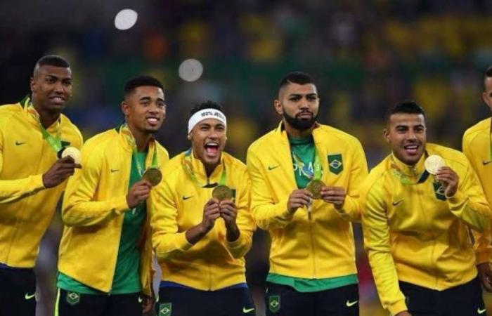 Olympic champion with the Brazilian team puts gold medal on sale for R$170 thousand