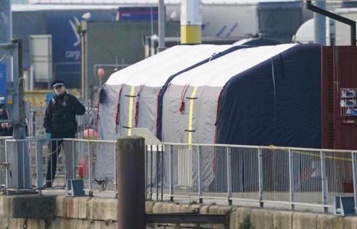 Three detained in investigation into the death of 5 migrants in the English Channel