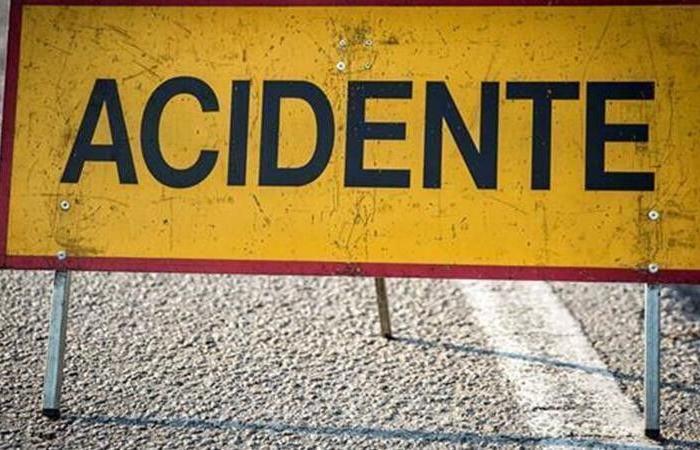 Collision between bus and tractor leaves one dead in Gouveia