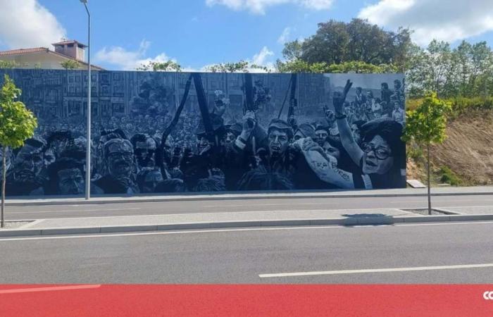 Mural commemorating the 50th anniversary of the 25th of April vandalized in Maia – Portugal
