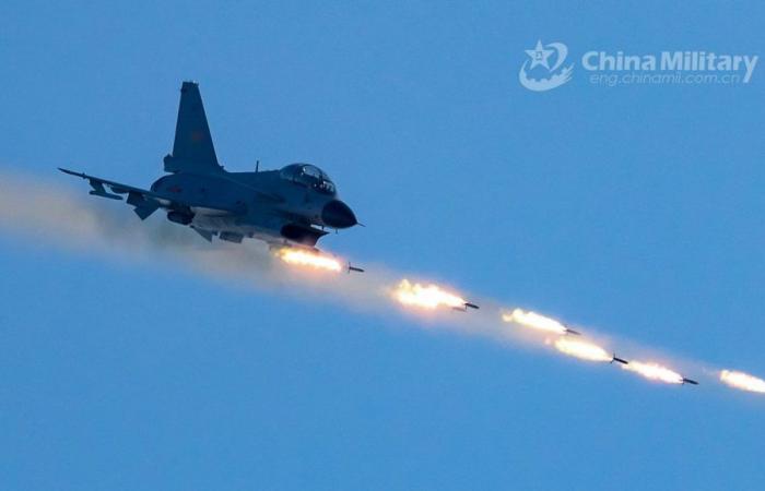 Chinese Jet Comes Within 5 Minutes Of ‘Hitting’ Taiwan’s Top Office; Ex-Commander Says Hard To Stop PLA