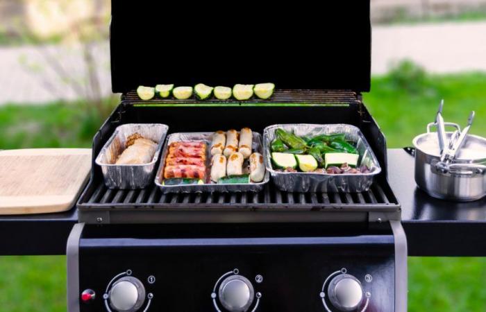 See if it’s safe to grill on aluminum trays