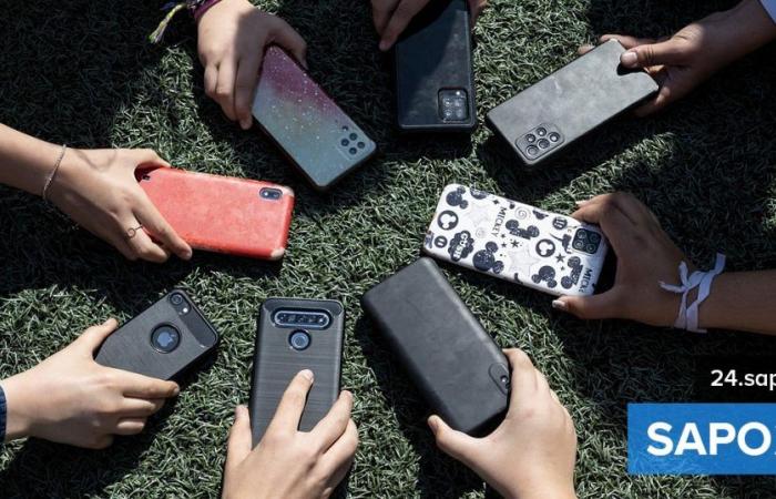 Banning cell phones in schools is not the solution, experts say – News