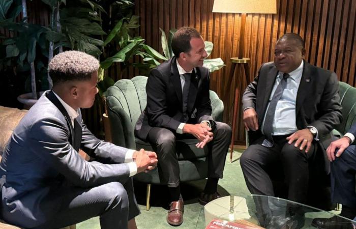 Sporting: Geny Catamo and Varandas invited by the president of Mozambique