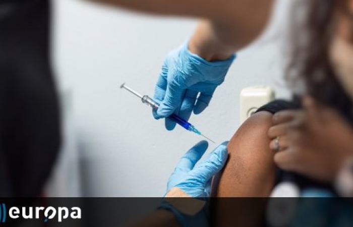 Novavax’s New COVID-19 Vaccine Expected to Be Part of Fall Vaccination